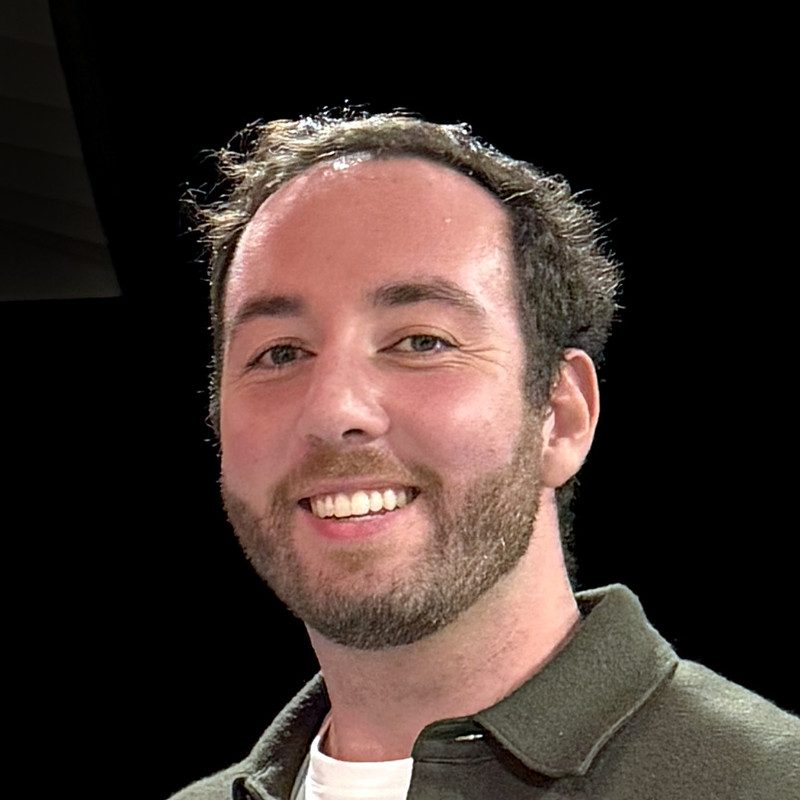 Portrait of Alex Itkis smiling